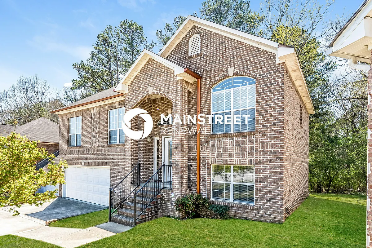Front View - 1309 Riverford Cir