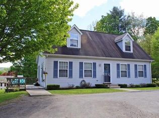 52 North St, Shelburne Falls, MA 01370
