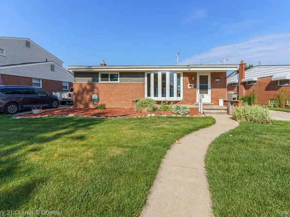 15682 Scott St, Southgate, MI 48195