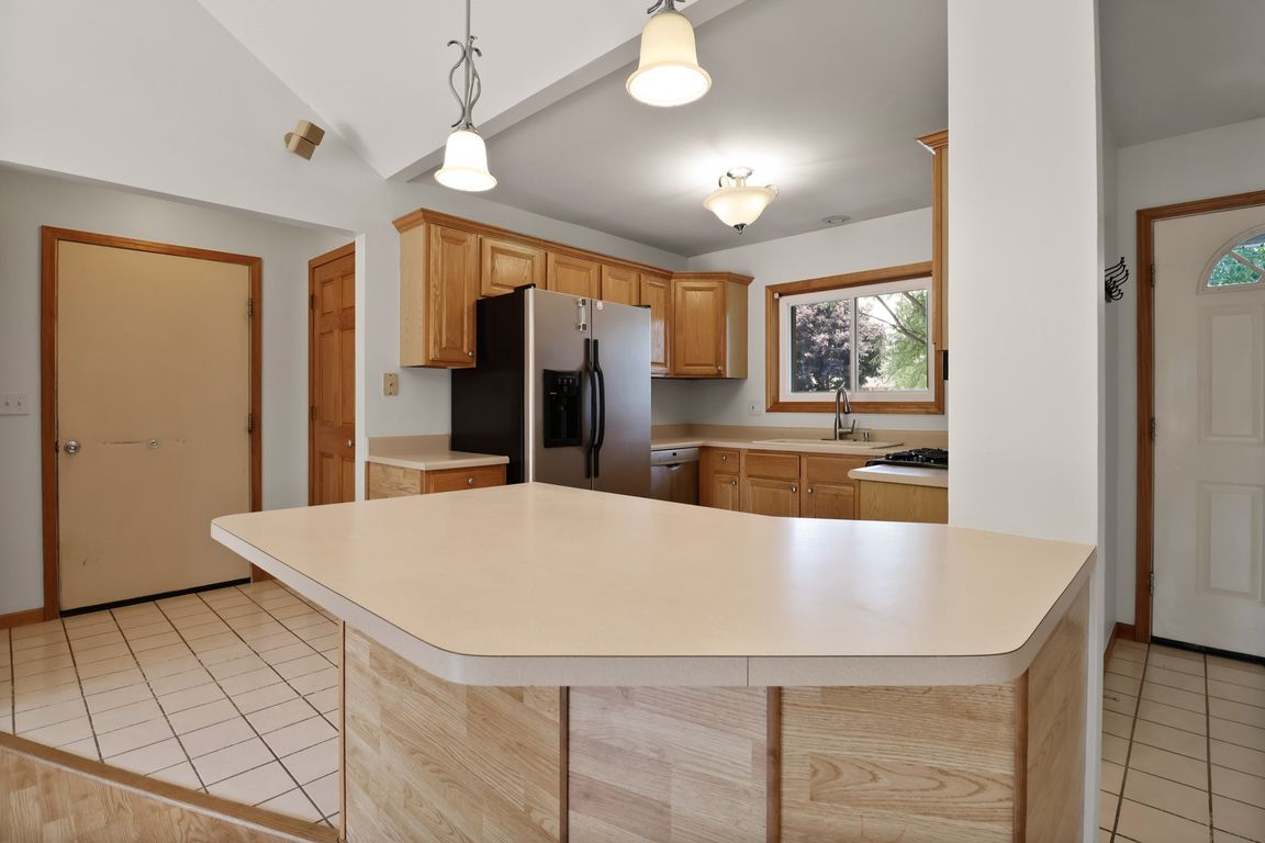 367 Nathan Ter, Valparaiso, IN 46383 | Zillow