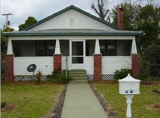 83 12th St, Apalachicola, FL 32320