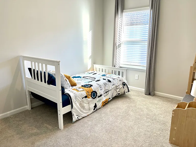 912 Mary Max Dr — Photo 16
