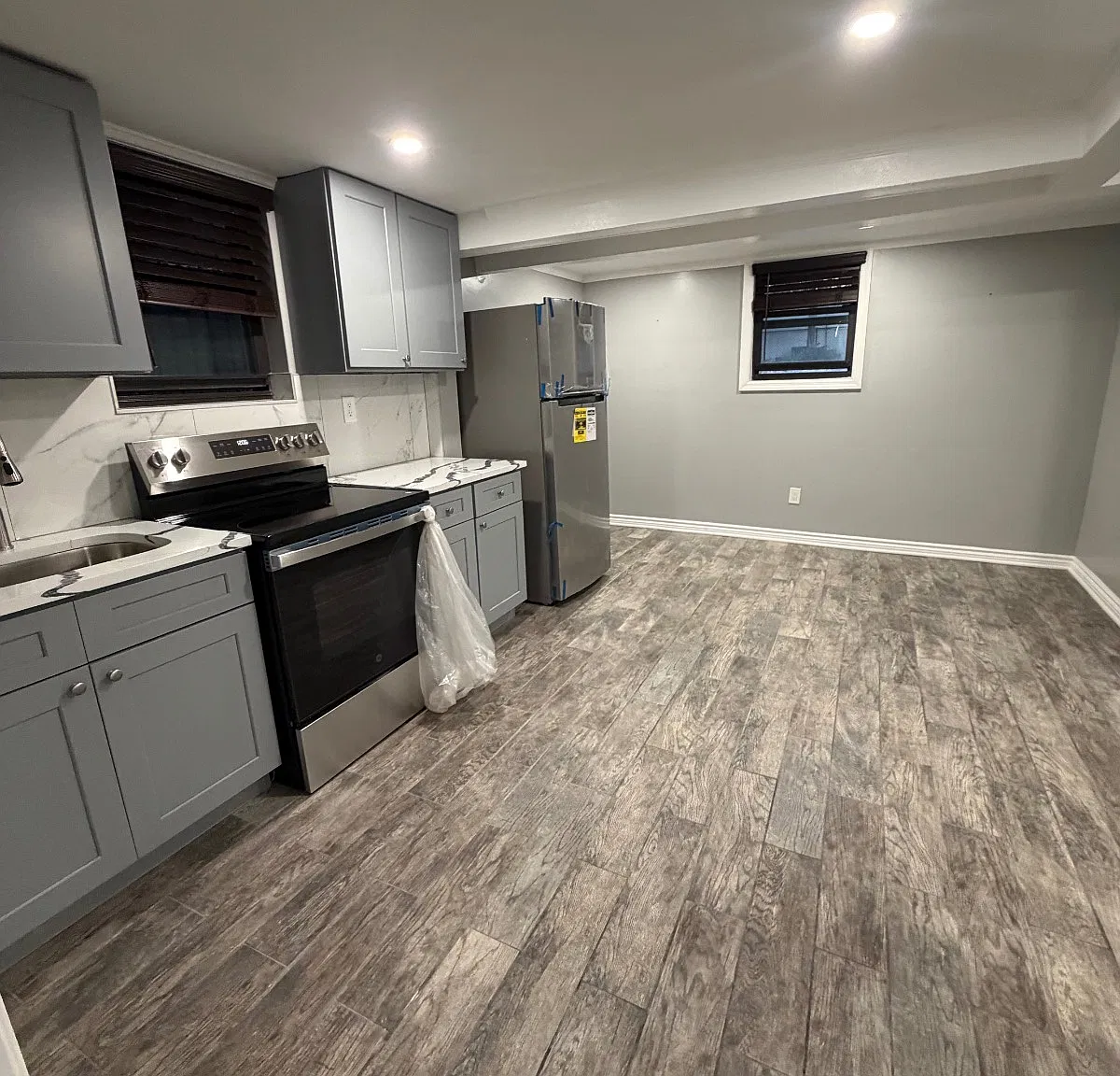 1 bed, 1.0 bath, 700 sqft, $2,000 — Photo 1