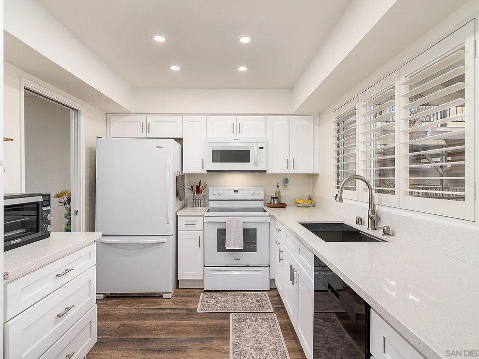 1st image of 3606 Vista Rey Unit 38