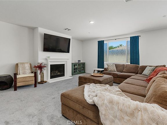 4th image of 32690 Ascot Hill Cir