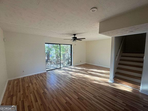 3rd image of 3563 Splinterwood Rd