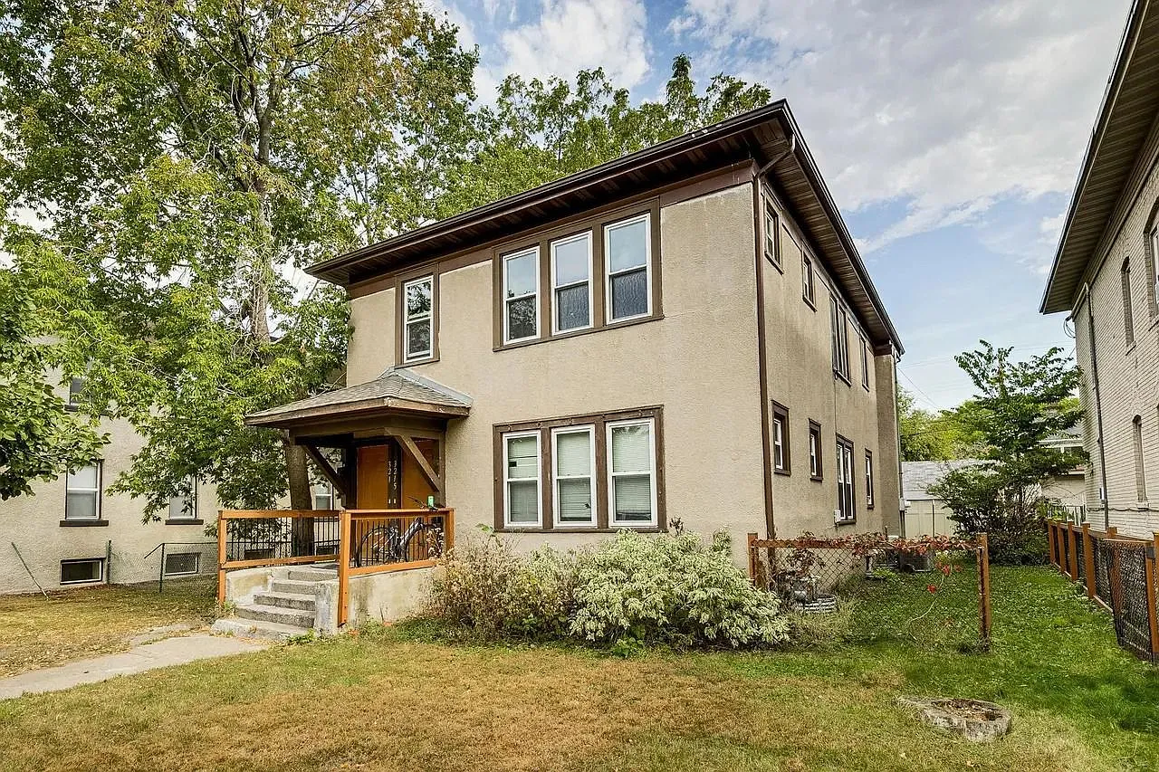 Bloomington Duplex Unti 1 — Photo 1
