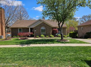 4207 Hurstbourne Woods Dr, Louisville, KY 40299
