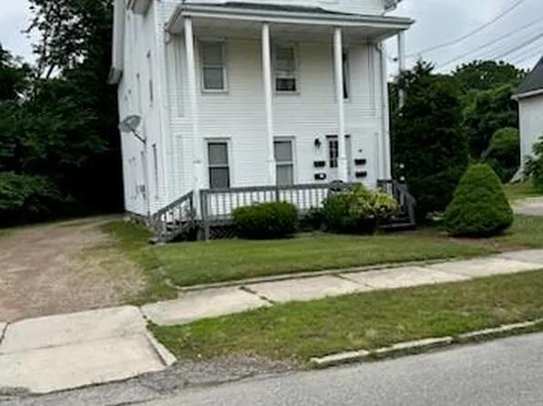 35 Pleasant St, Westerly, RI 02891
