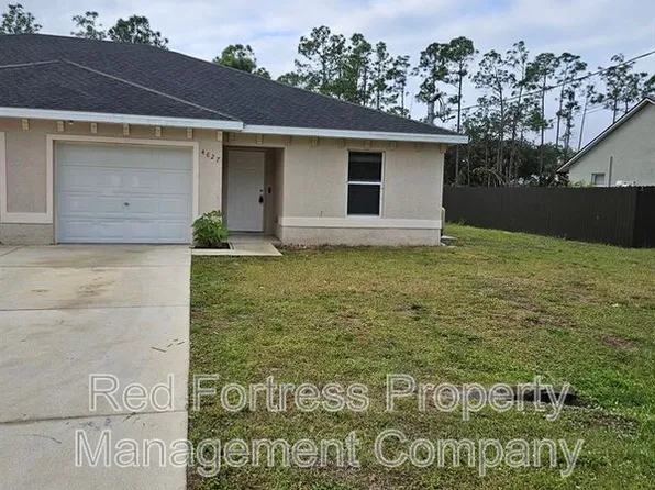 4627 28th St SW, Lehigh Acres, FL 33973