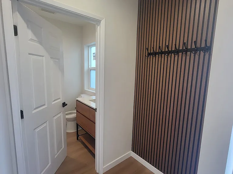7134 1/2 Yarmouth Ave — Photo 17