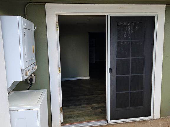 3rd image of 361 Ehilani St