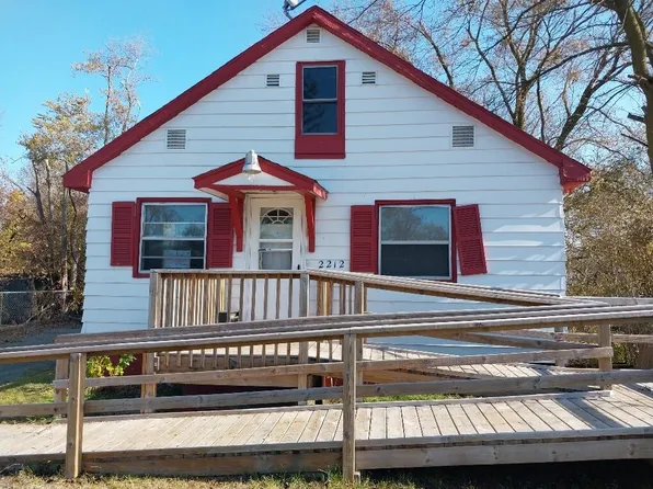 2212 Jarman St, Muskegon Heights, MI 49444
