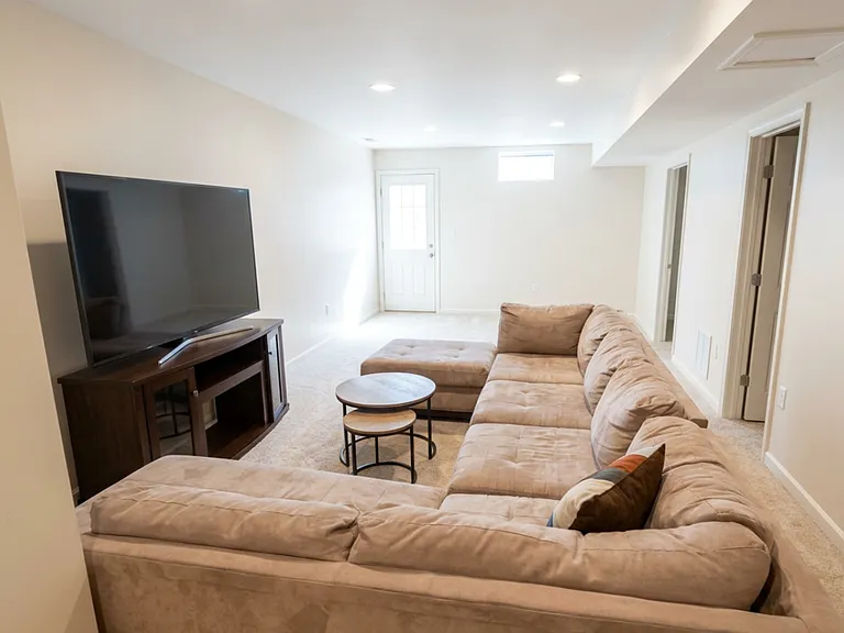 11159 Pond Fountain Ct — Photo 18