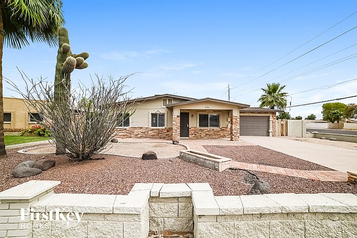 1st image of 3136 E Larkspur Dr