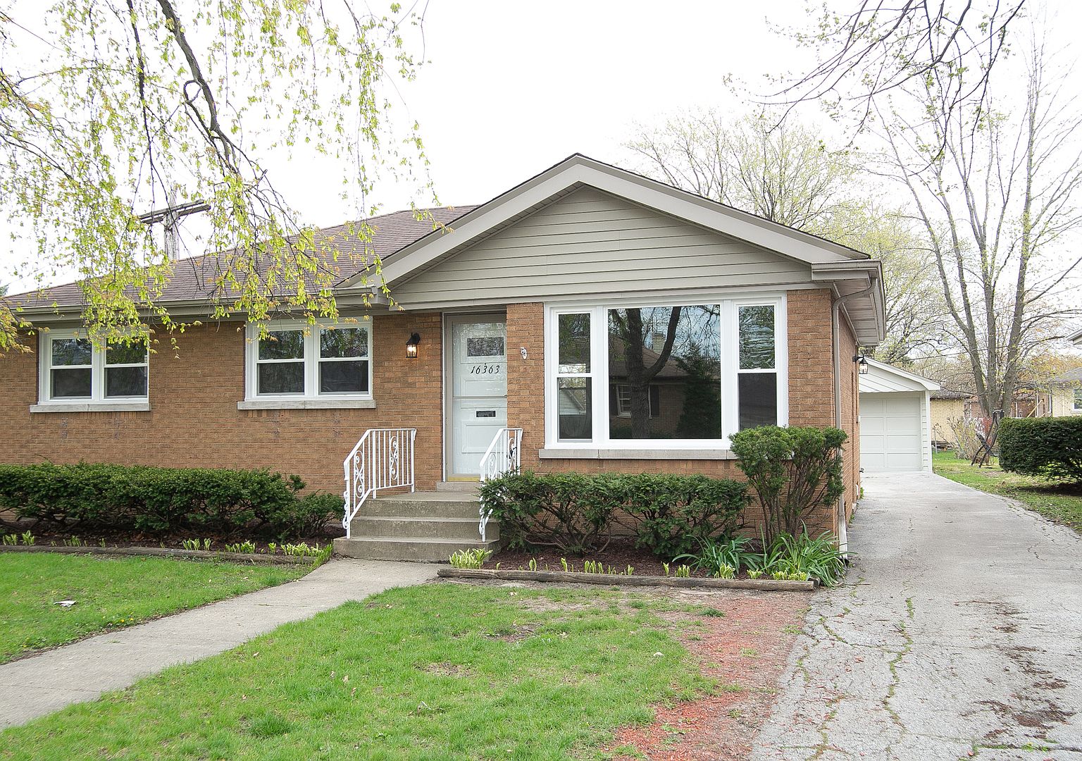 16363 Evans Ave, South Holland, IL 60473 MLS 11840057 Zillow