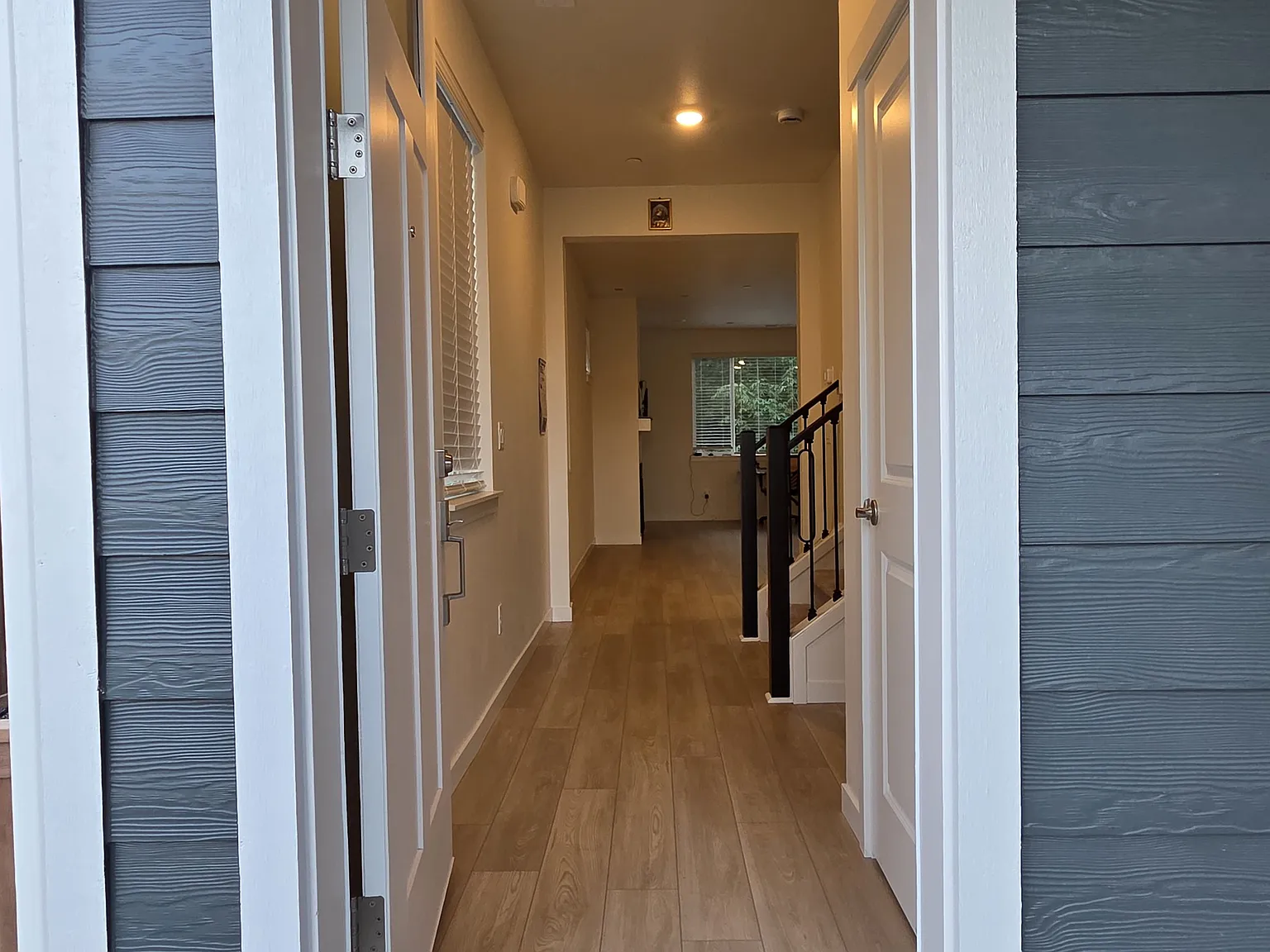 5 bed, 3.5 bath, 3155 sqft, $4,100 — Photo 4