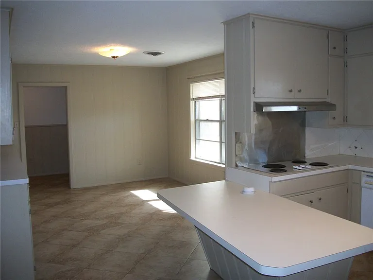 5601 Boonville Rd — Photo 9