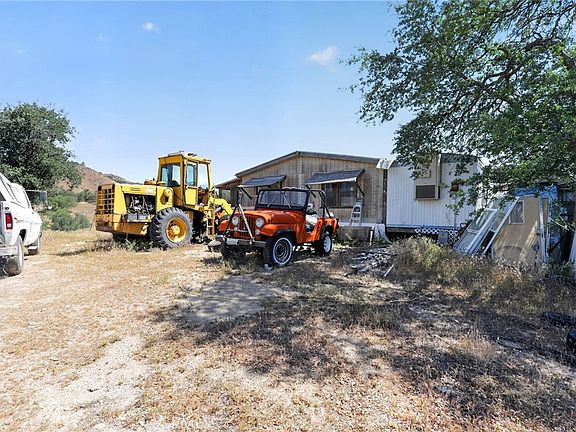 5th image of 34112 Sand Canyon Rd