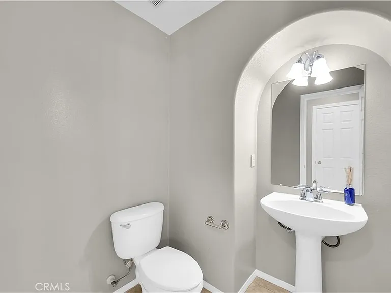 14 Conservatory Dr — Photo 7