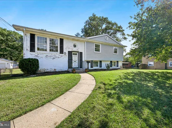 6717 Anthony St, Alexandria, VA 22306