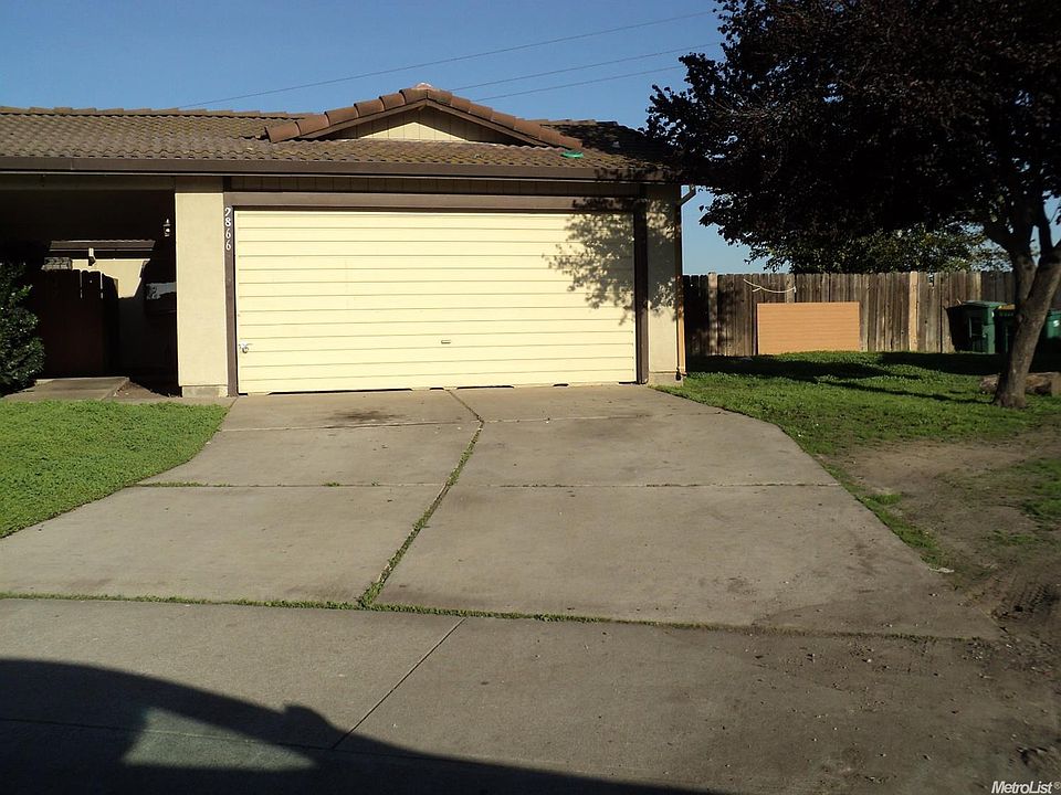 1st image of 2866 Fox Creek Ct