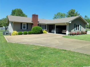 512 Coman St, Athens, AL 35611