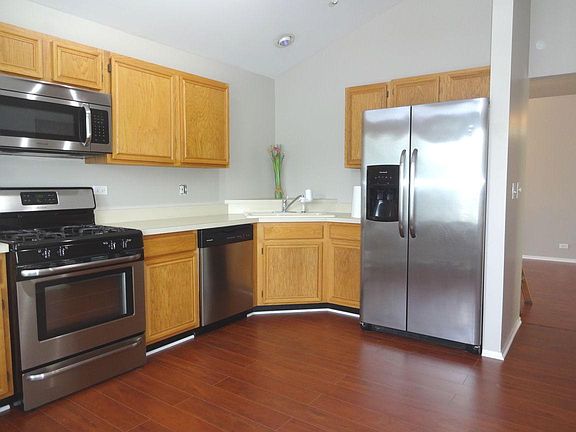 3rd image of 1620 Columbia Cir Unit 2