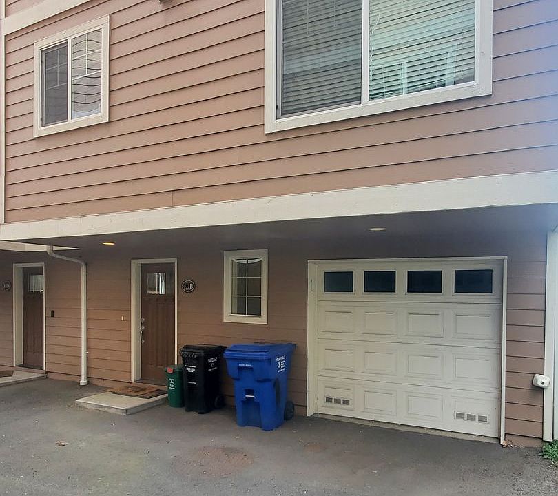 1st image of 411 NW Market St #B