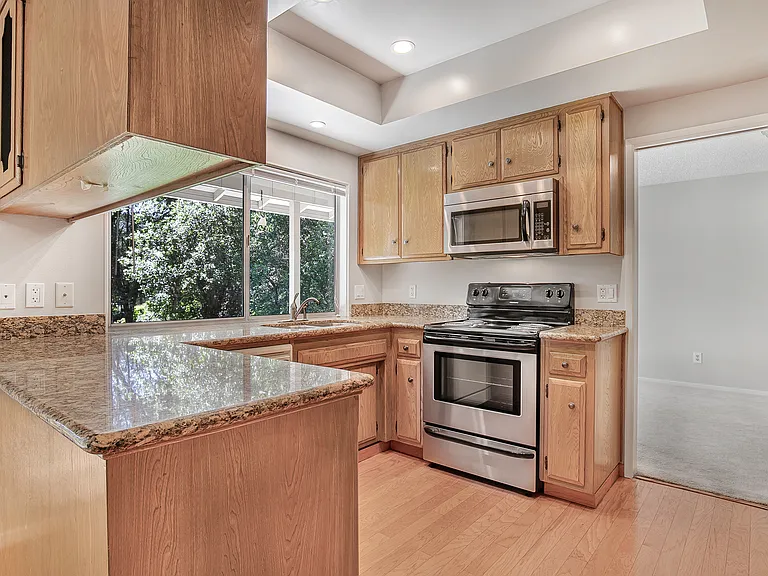 Meadowridge Ct — Photo 25