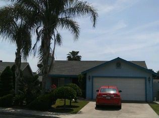 472 Sue Ave, Dinuba, CA 93618