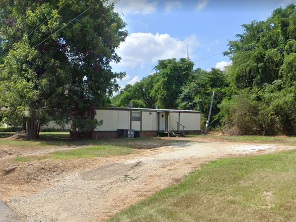 744 S 10th St, Arkadelphia, AR 71923