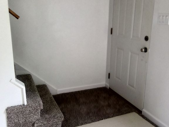 5th image of 353 Pine Hollow Rd #353