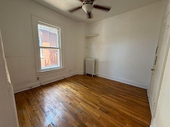 4th image of 1551 N Gaylord St #6