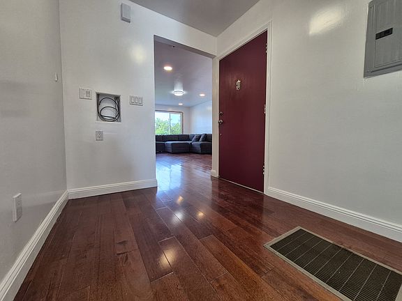 4th image of 2219 19th Ave #1