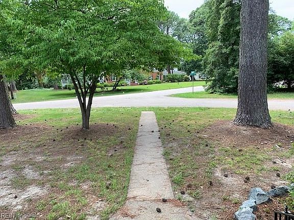 5th image of 2601 Sterling Point Dr