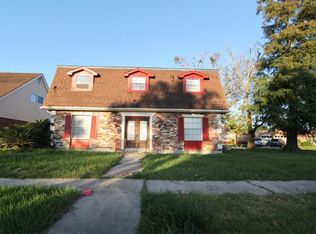 345 Briargrove St, Gretna, LA 70056
