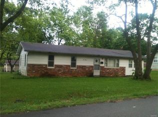 200 Easton Dr, Bonne Terre, MO 63628
