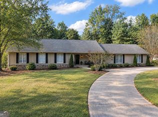3526 Montgomery Dr, Gainesville, GA 30504