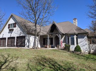 557 Arizona Dr, Branson, MO 65616