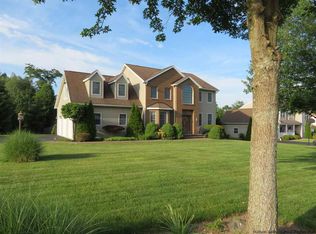 16 Josephs Dr, Saugerties, NY