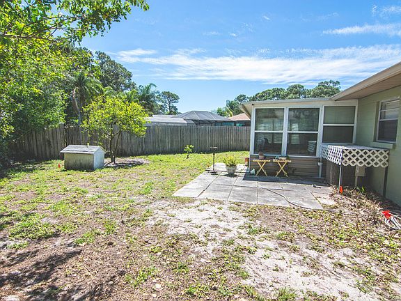 2nd image of 312 Poinciana Ave