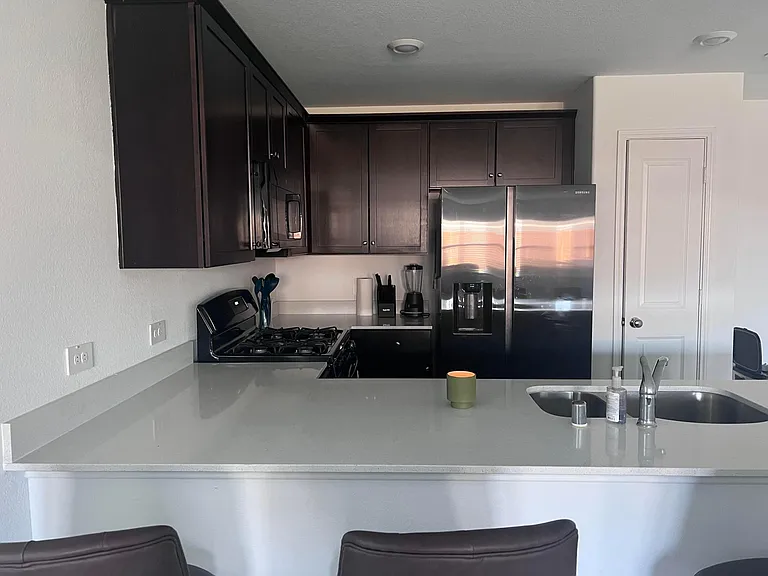 702 Odlozil Ln — Photo 3