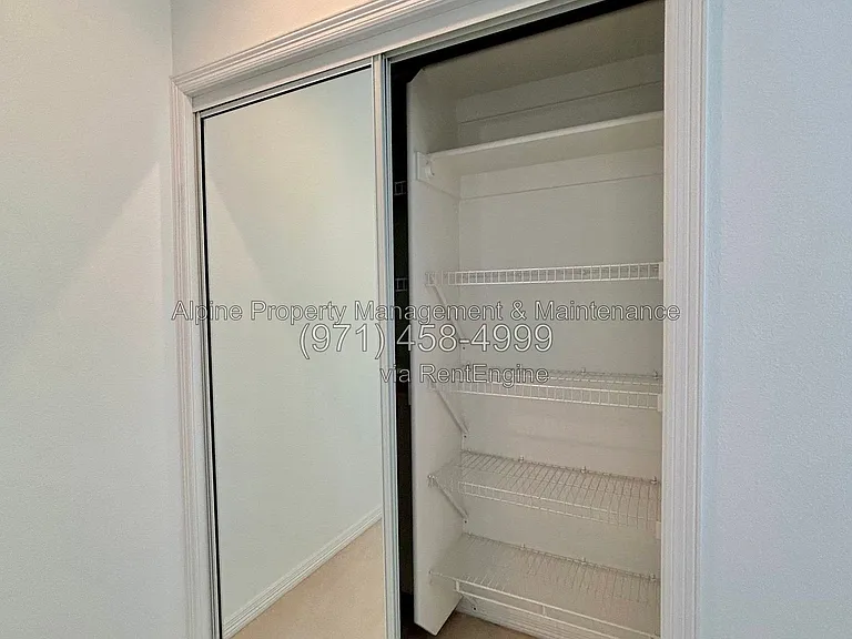 820 NW Pebble Beach Way — Photo 34