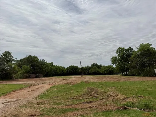 2833 Guilford Ln Lot 33 & 34, Oklahoma City, OK 73120