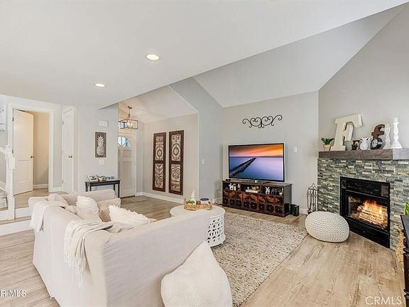 4th image of 1948 Rory Ln Unit 4