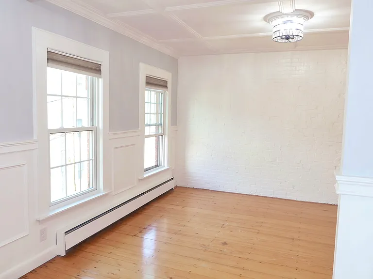 94 Bartlett St #3 — Photo 3