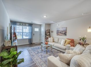 8 Chambers Garden Dr, Arden, NC 28704