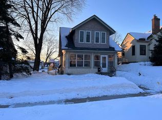 4044 17th Ave S, Minneapolis, MN 55407