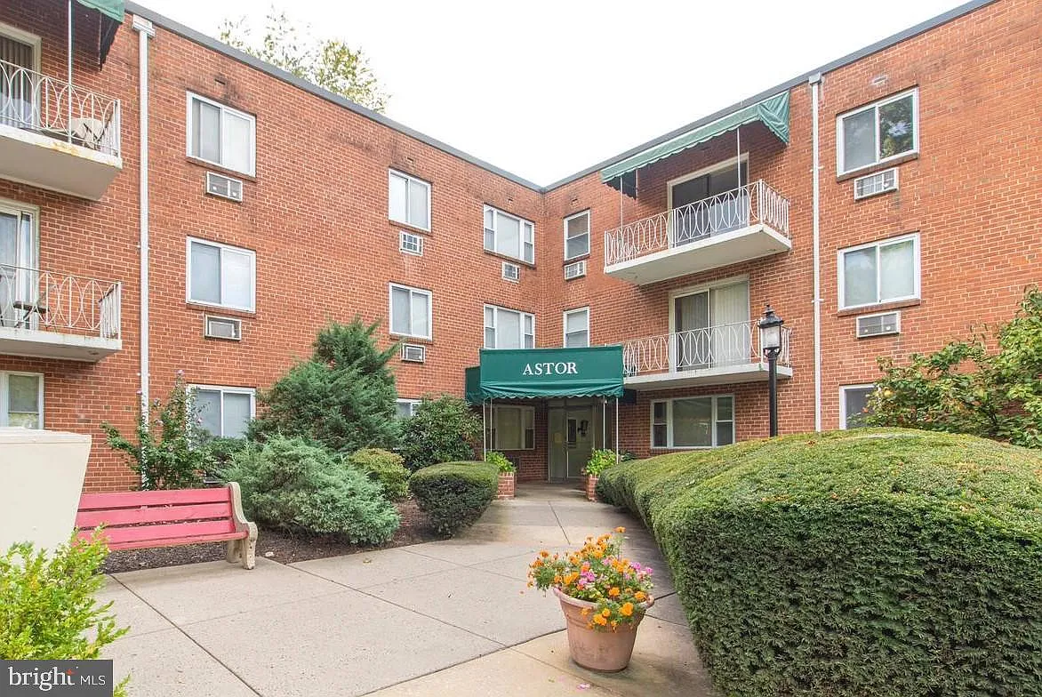 1 bed, 1.0 bath, 684 sqft, $1,325 — Photo 1
